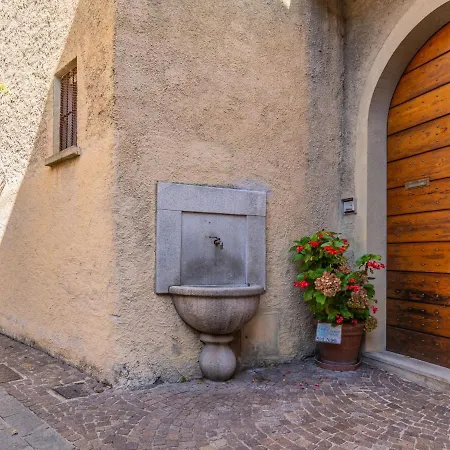 Casa Dell'architetto By Interhome Holiday home Dervio